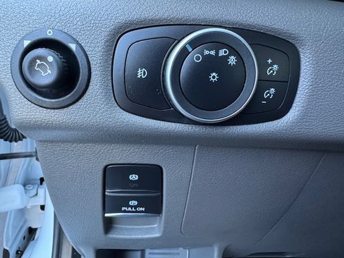 Used 2023 Ford Transit 250 image 14