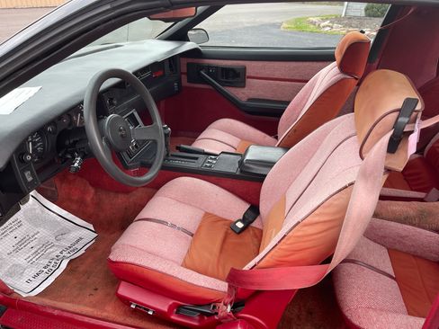 Used 1989 Chevrolet Camaro IROC-Z image 10