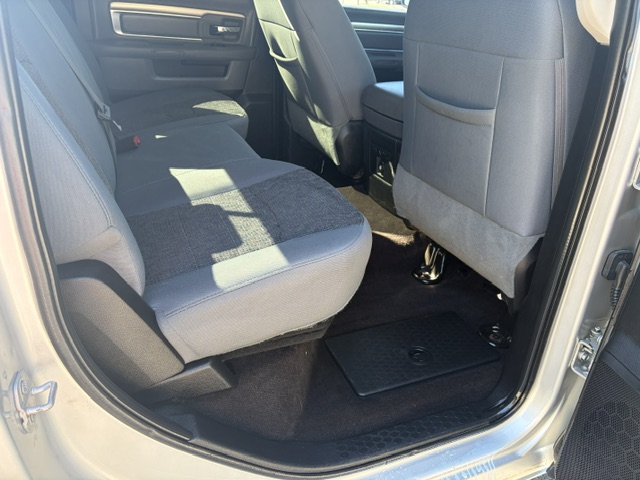 Used 2017 RAM 1500 4x4 Crew Cab Big Horn image 11