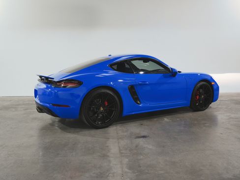 Used 2022 Porsche 718 Cayman S image 11