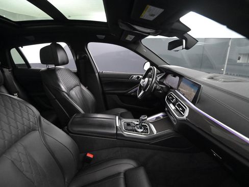 Used 2021 BMW X6 M50i image 43