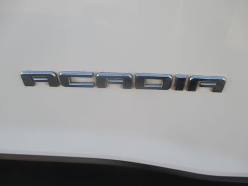 Used 2019 GMC Acadia SLT image 9