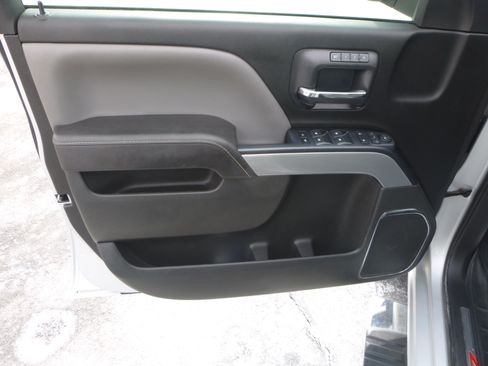 Used 2017 Chevrolet Silverado 1500 LTZ Z71 image 15