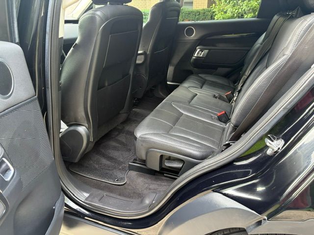 Used 2019 Land Rover Discovery SE AWD/4WD image 11