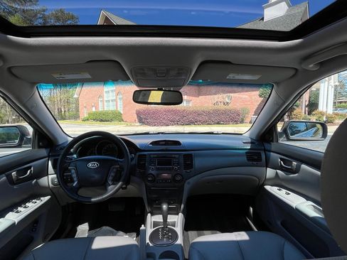 Used 2010 Kia Optima EX image 14