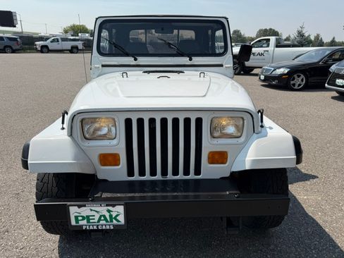 Used 1991 Jeep Wrangler 4WD S image 12