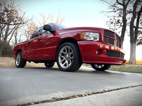 Used 2005 Dodge Ram SRT-10 SRT-10 image 9