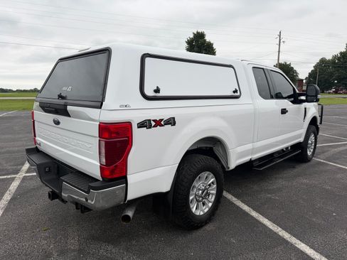 Used 2020 Ford F250 4x4 SuperCab Super Duty image 5