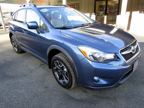 Used 2013 Subaru XV Crosstrek 2.0i Premium image 2
