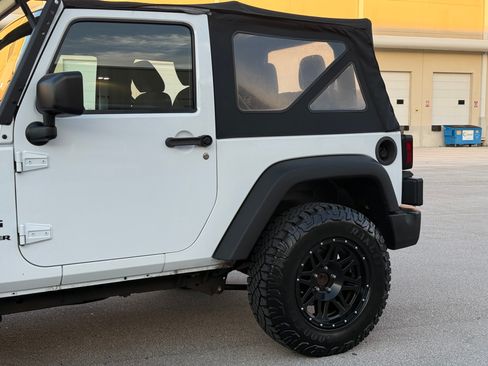 Used 2015 Jeep Wrangler Sport AWD/4WD image 29