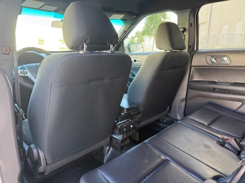 Used 2013 Ford Explorer image 66