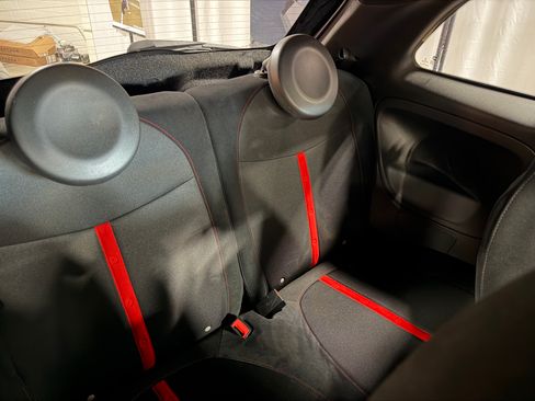 Used 2013 FIAT 500 Abarth Hatchback FWD image 19