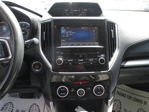 Used 2020 Subaru Forester 2.5i Premium Sport Utility 4D AWD/4WD image 5