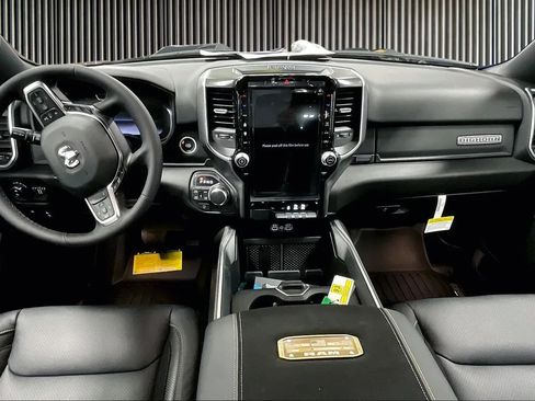 New 2026 RAM 1500 Big Horn AWD/4WD image 3