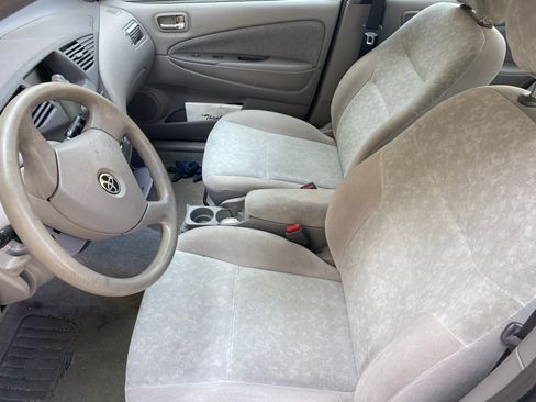 Used 2002 Toyota Prius image 2