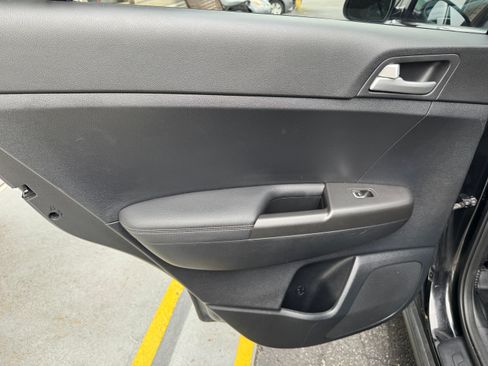 Used 2020 Kia Sportage AWD LX image 10
