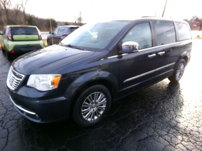Used 2014 Chrysler Town & Country Touring-L