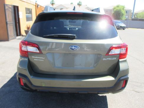 Used 2019 Subaru Outback 2.5i Premium AWD/4WD image 10