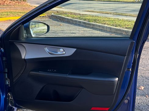 Used 2024 Kia Forte LXS image 20