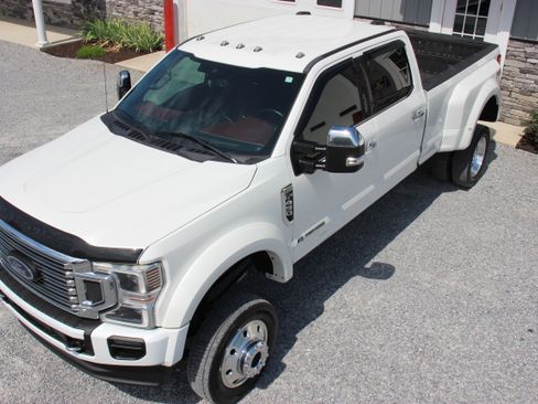 Used 2021 Ford F450 4x4 Crew Cab Super Duty image 11