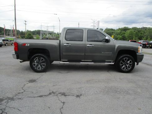 Used 2011 Chevrolet Silverado 1500 LT Z71 AWD/4WD image 5