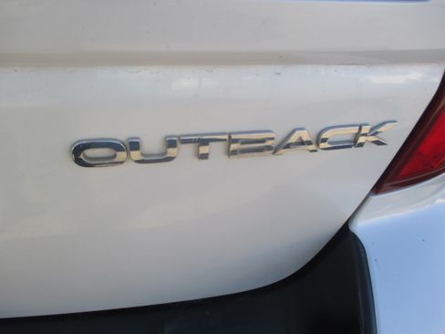 Used 2007 Subaru Outback 2.5i Premium image 8