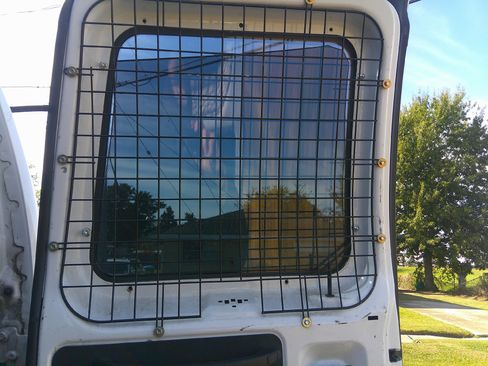 Used 2012 Ford E-250 and Econoline 250 image 12