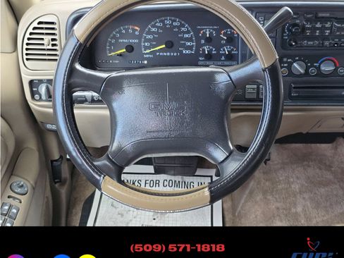 Used 1996 GMC Suburban image 11