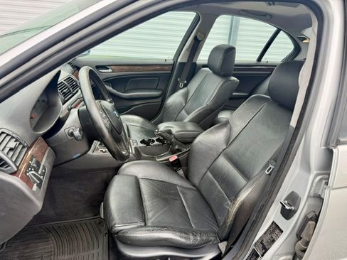 Used 2003 BMW 325i Sedan RWD image 14