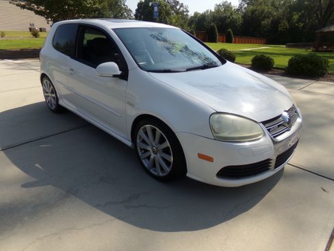 Used 2008 Volkswagen R32 image 7