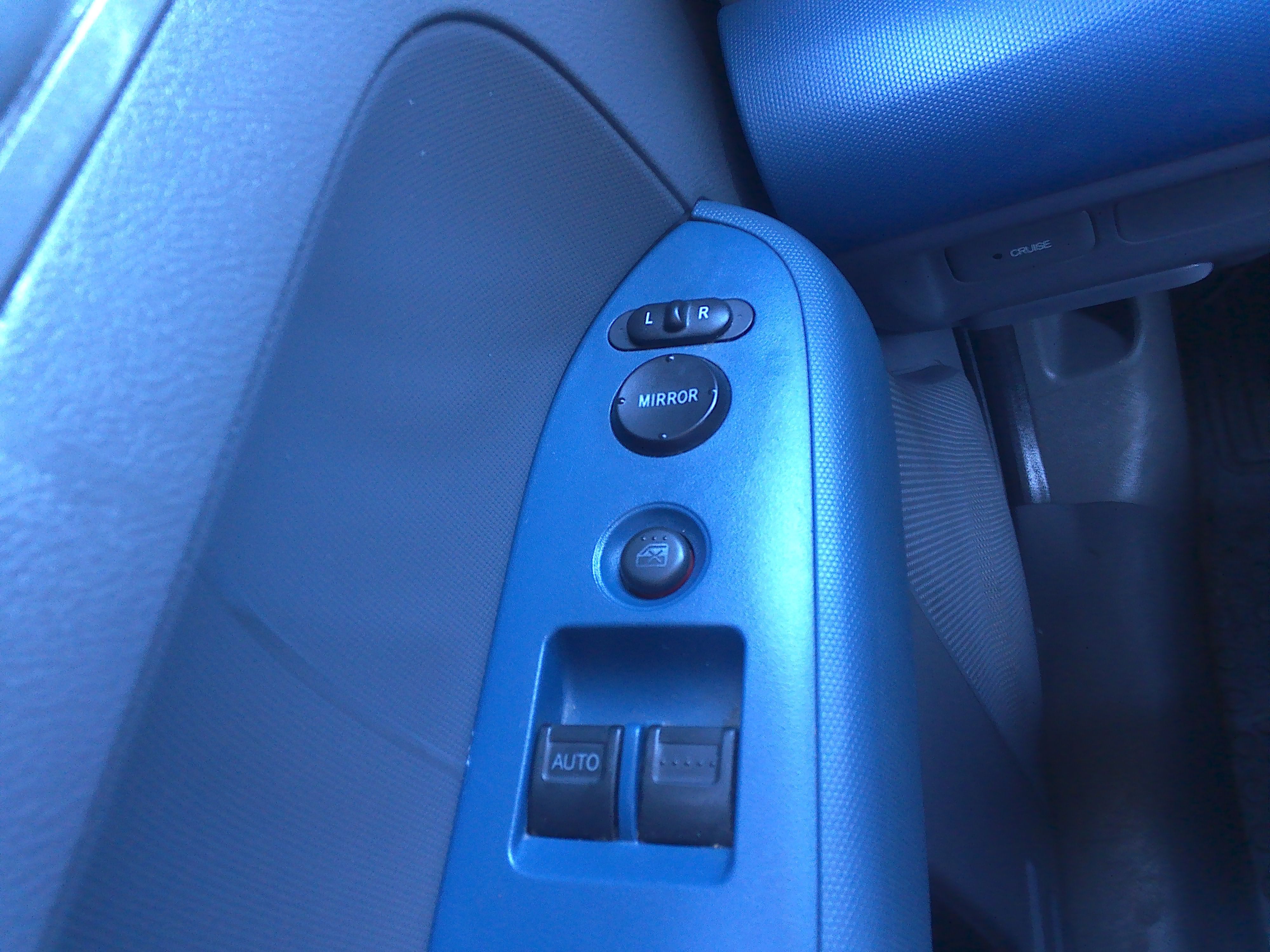 Used 2005 Honda Element LX image 24