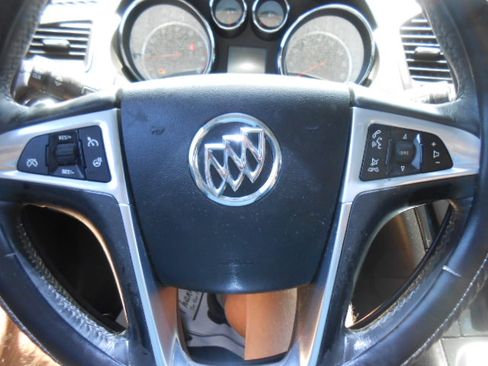 Used 2013 Buick Regal Premium FWD image 15