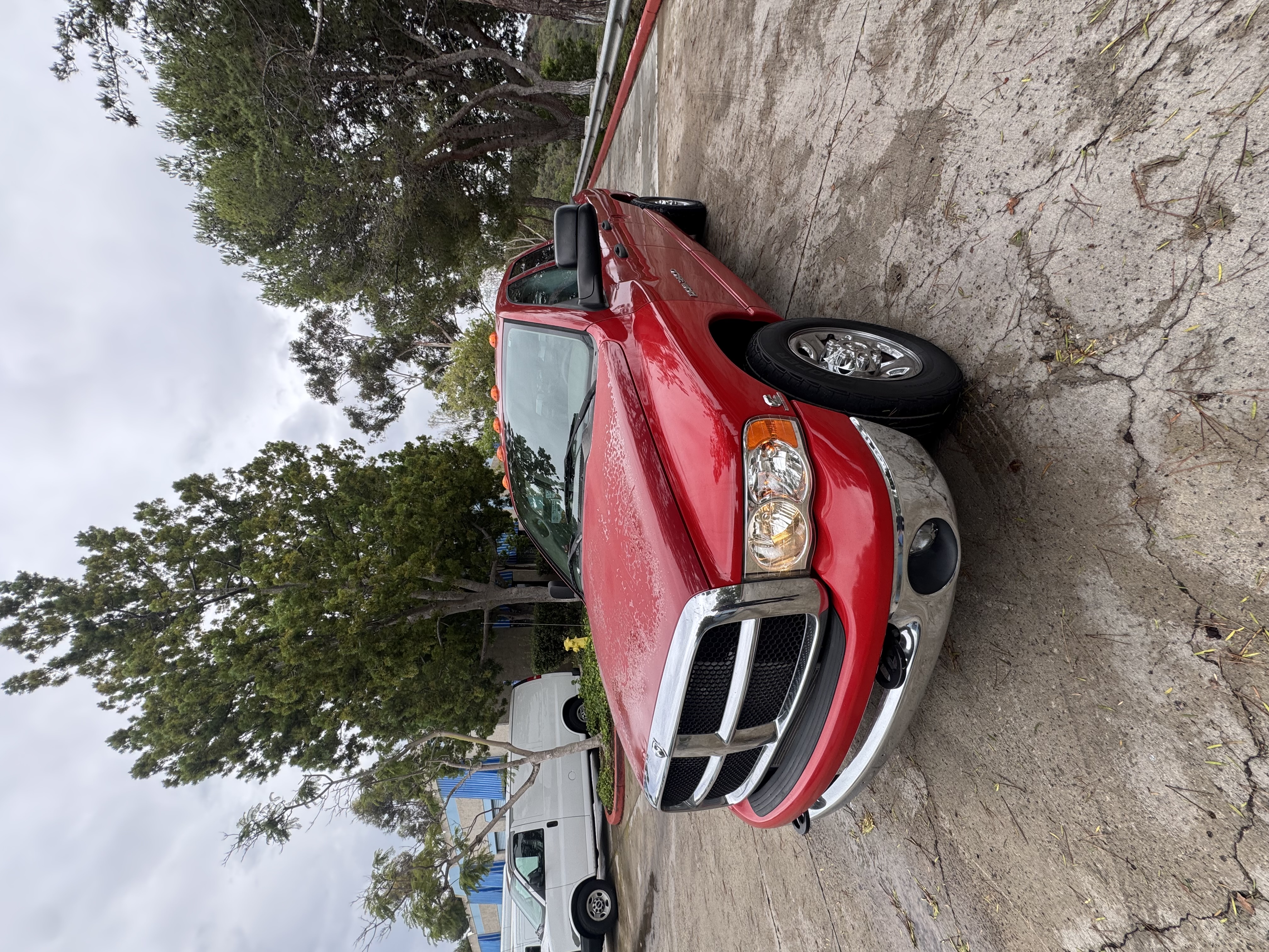 Used 2004 Dodge Ram 3500 Truck 2WD Quad Cab image 1