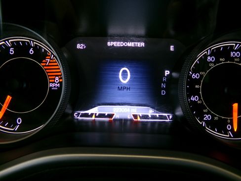 Used 2017 Jeep Cherokee Trailhawk image 18
