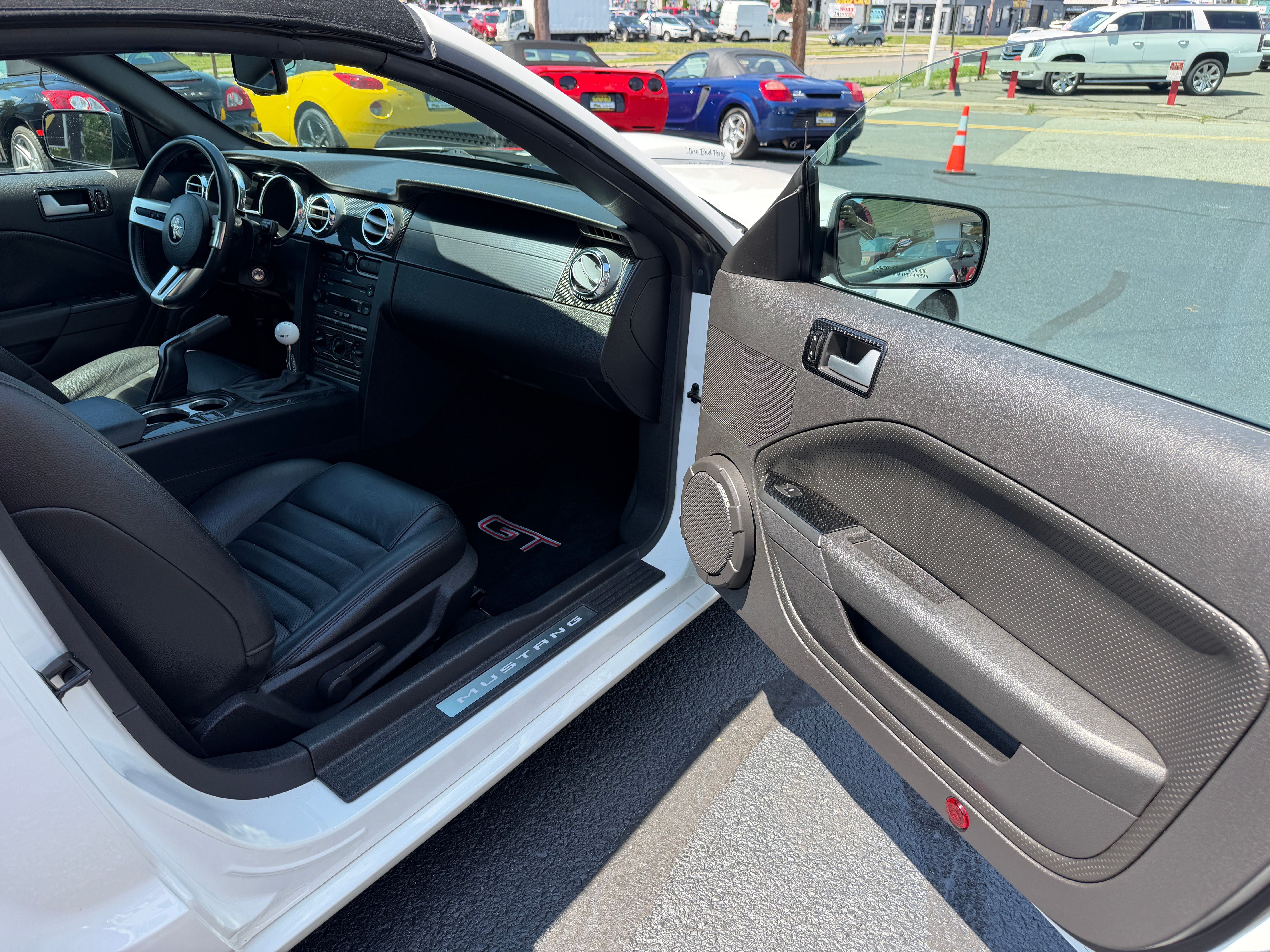 Used 2007 Ford Mustang GT Premium Convertible RWD image 12
