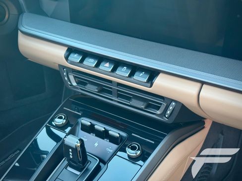 Used 2021 Porsche 911 Targa 4S image 64