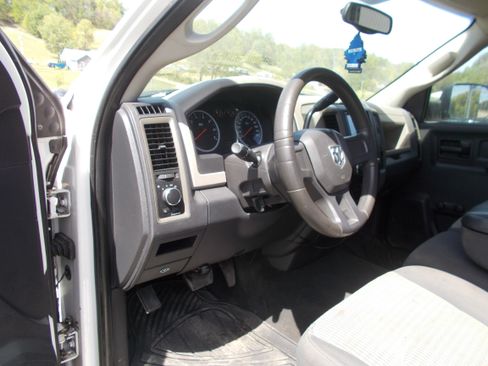 Used 2009 Dodge Ram 1500 Truck AWD/4WD image 6