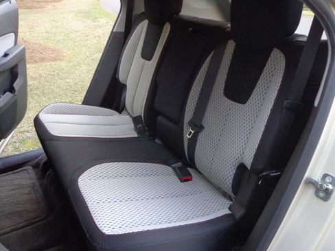 Used 2011 Chevrolet Equinox LS image 14