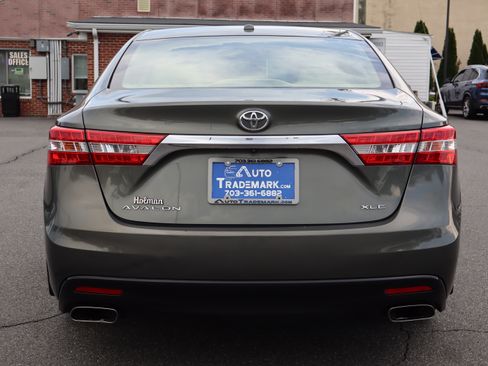 Used 2013 Toyota Avalon XLE Touring FWD image 7