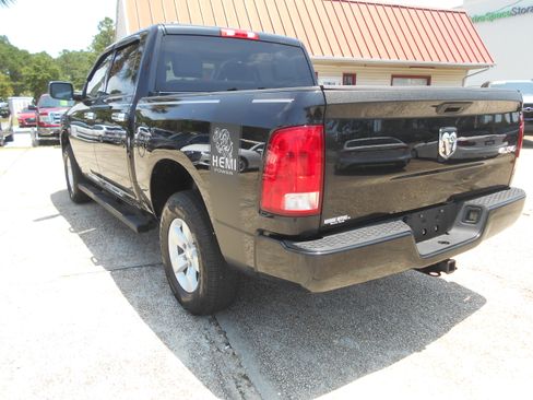Used 2016 RAM 1500 4x4 Crew Cab Tradesman image 6