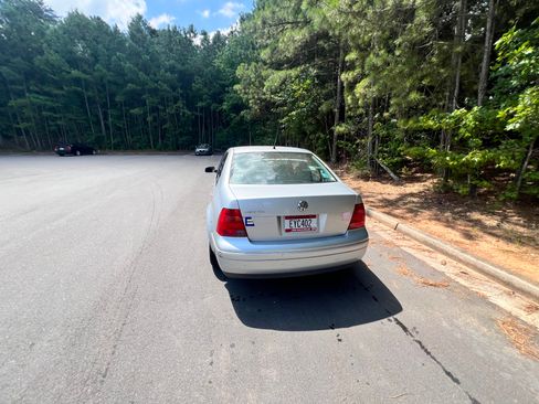 Used 2003 Volkswagen Jetta GL Sedan FWD image 4