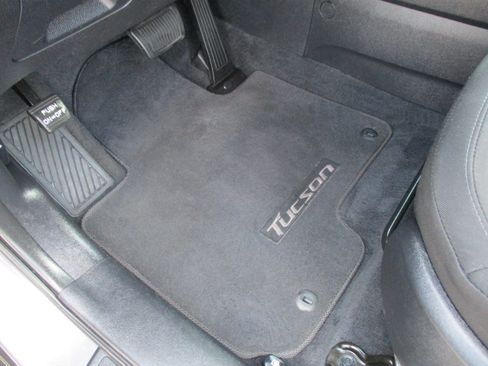 Used 2014 Hyundai Tucson GLS image 14