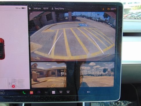 Used 2020 Tesla Model Y Long Range image 16