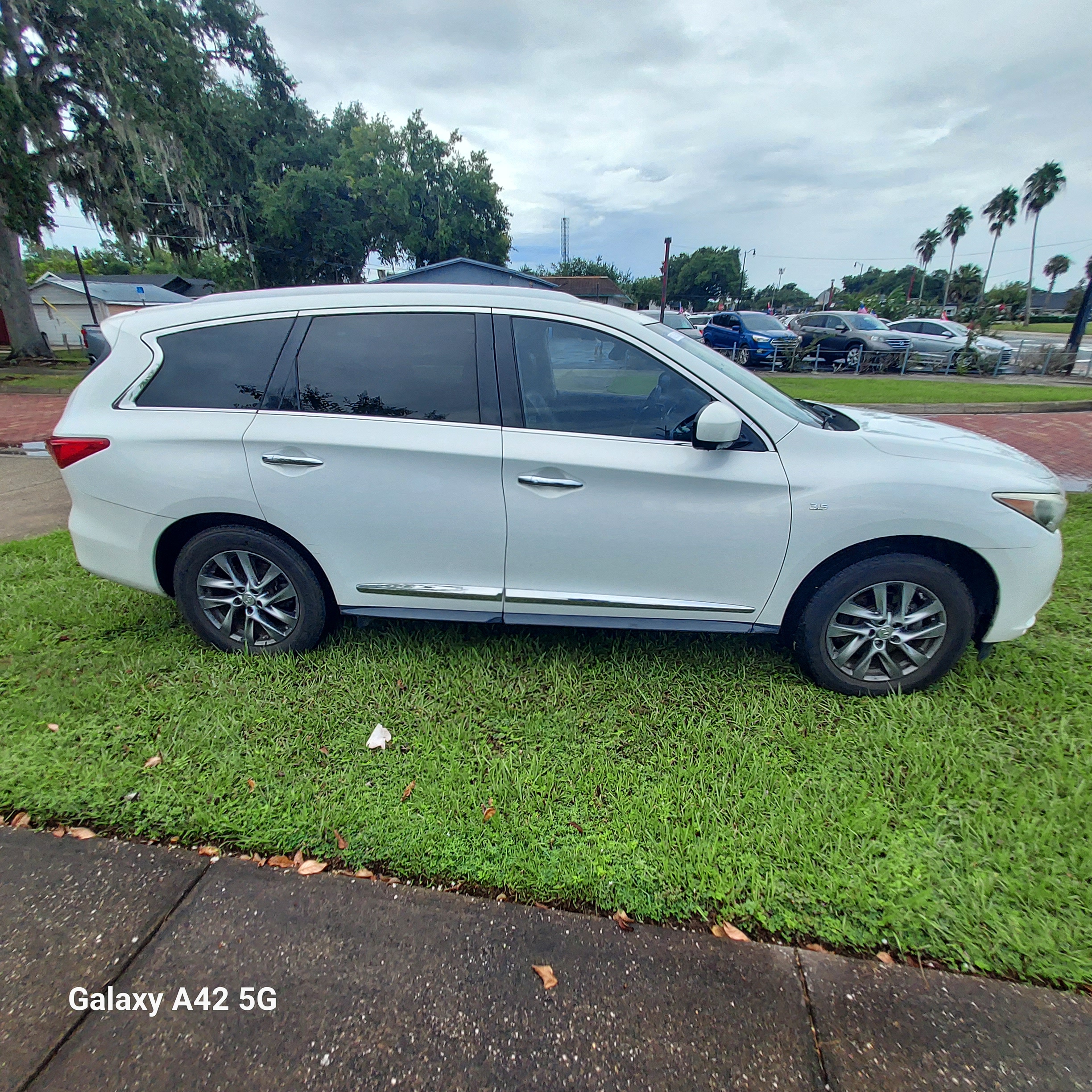 Used 2014 INFINITI QX60 FWD image 4