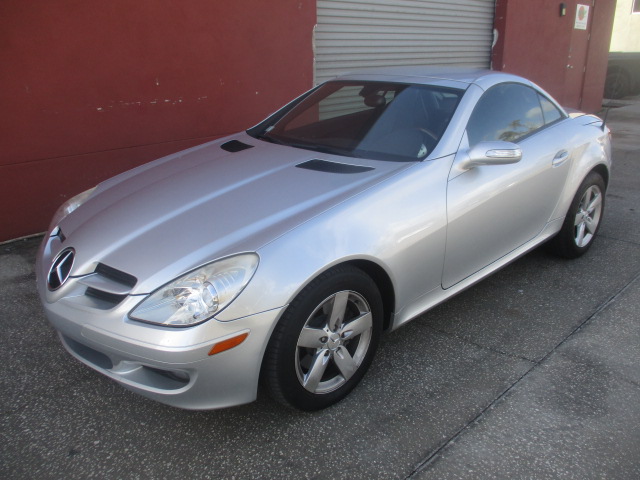 Used 2006 Mercedes-Benz SLK 280 UNAVAIL image 2