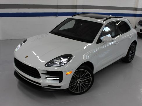 Used 2020 Porsche Macan S AWD/4WD image 4