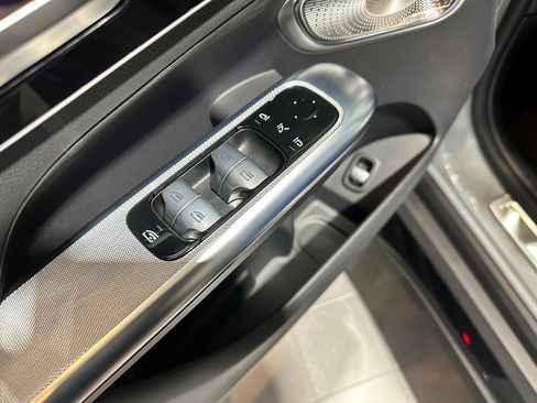 Used 2025 Mercedes-Benz GLC 43 AMG image 14