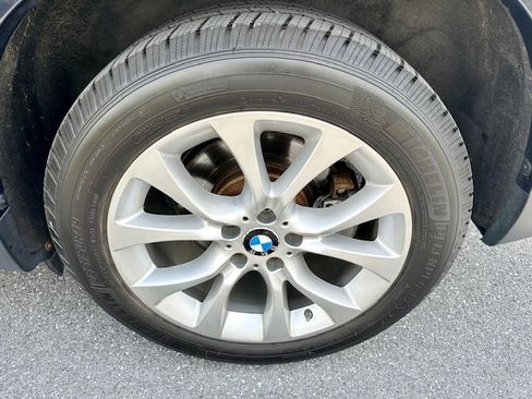 Used 2015 BMW X5 xDrive50i AWD/4WD image 12