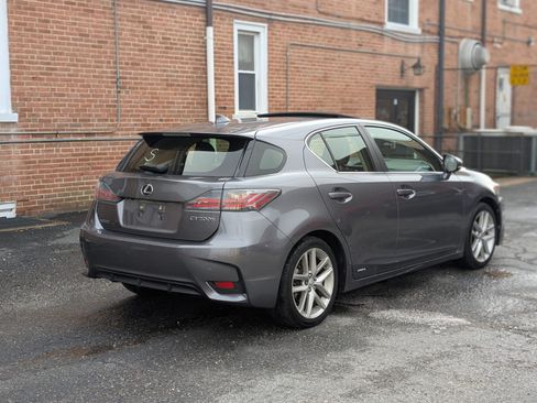 Used 2015 Lexus CT 200h image 3