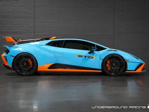 Used 2022 Lamborghini Huracan STO Coupe RWD image 5